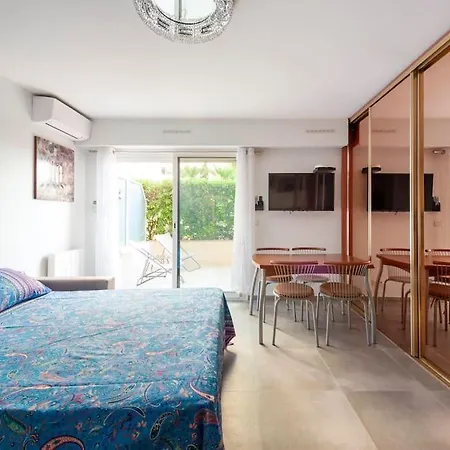 Апартаменты Superbe Avec Terrasse En Front De