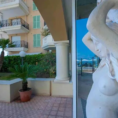 Appartamento Superbe Avec Terrasse En Front De