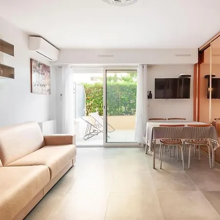 Lägenhet Superbe Avec Terrasse En Front De