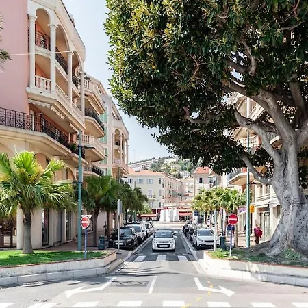 Apartment Superbe Avec Terrasse En Front De Menton