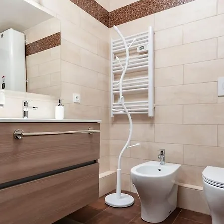 Superbe Avec Terrasse En Front De Lägenhet Menton