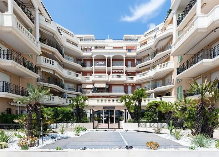 アパート Superbe Avec Terrasse En Front De *